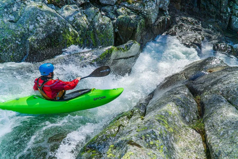 How to Read a USGS River Gauge Before Paddling